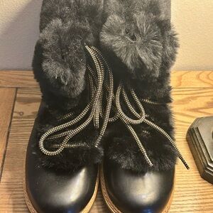 Black Winter & Rain Boots with Faux Fur and Laces